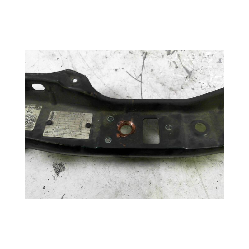 TRAVERSE SUPERIEURE ARMATURE AVANT FIAT BRAVA