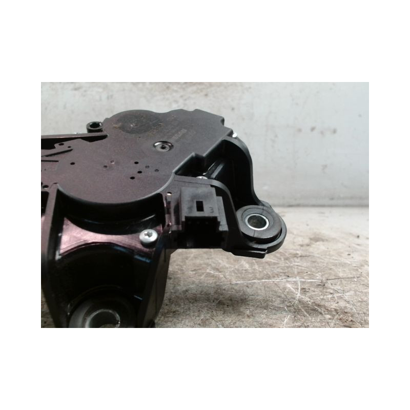 MOTEUR ESSUIE-GLACE ARRIERE NISSAN QHASQAI 2007-