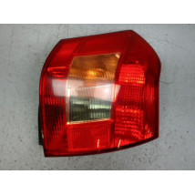 FEU ARRIERE DROIT TOYOTA COROLLA 2002-