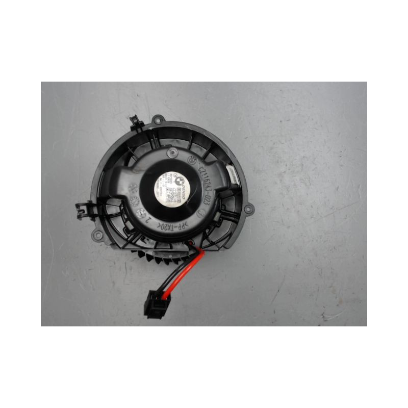 MOTEUR VENTILATEUR CHAUFFAGE B.M.W. SERIE 1