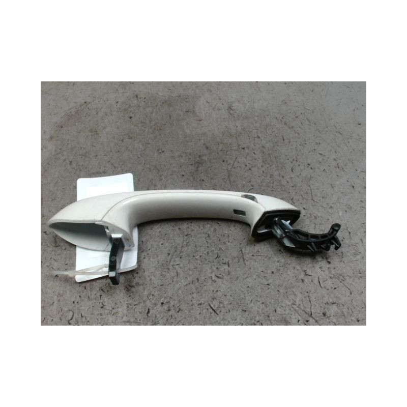 POIGNEE EXTERIEURE PORTE AVANT DROIT B.M.W. SERIE 1