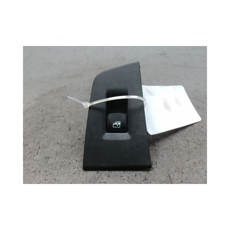 COMMANDE LEVE-GLACE PORTE AVD B.M.W. SERIE 1