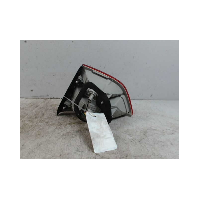 FEU ARRIERE INTERIEUR GAUCHE HYUNDAI IX35