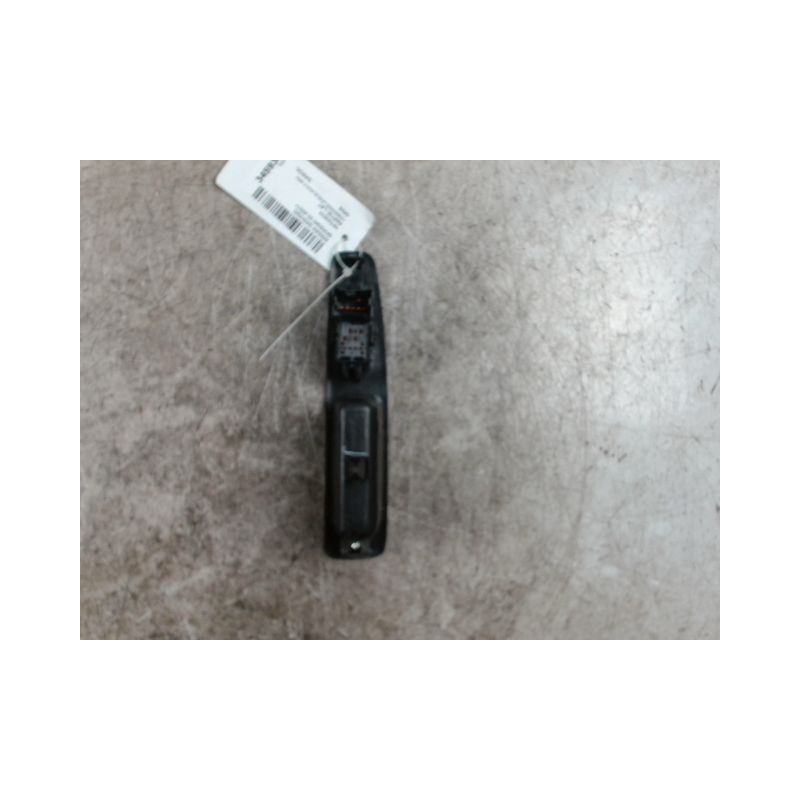 COMMANDE LEVE-GLACE PORTE ARD NISSAN QHASQAI 2007-