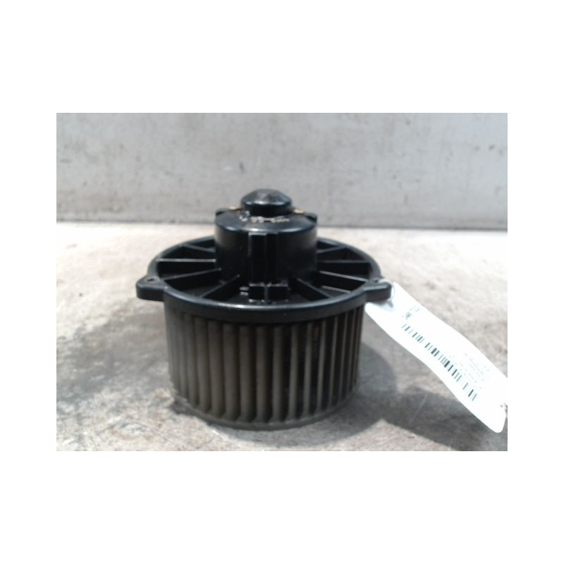 MOTEUR VENTILATEUR CHAUFFAGE TOYOTA AVENSIS 2000-2003