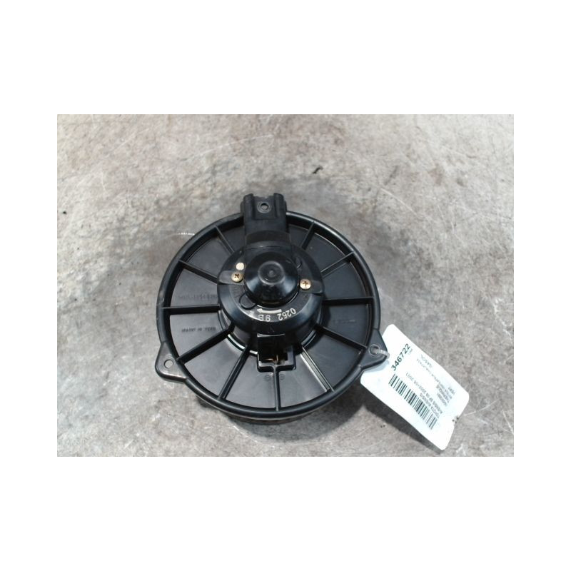 MOTEUR VENTILATEUR CHAUFFAGE TOYOTA AVENSIS 2000-2003