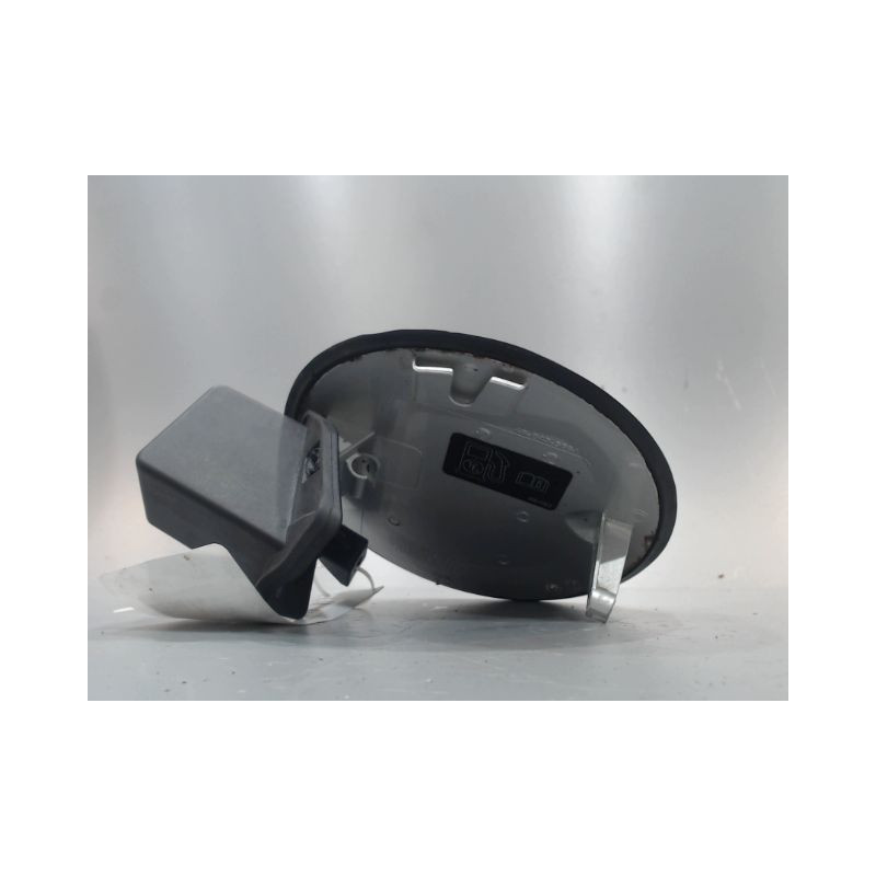 VOLET DE TRAPPE CARBURANT OPEL CORSA