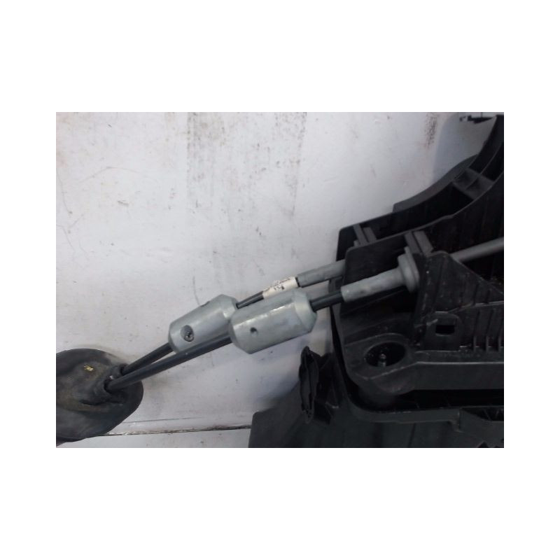 TRINGLERIE BOITE  PEUGEOT 3008 2009- 1.6 HDi