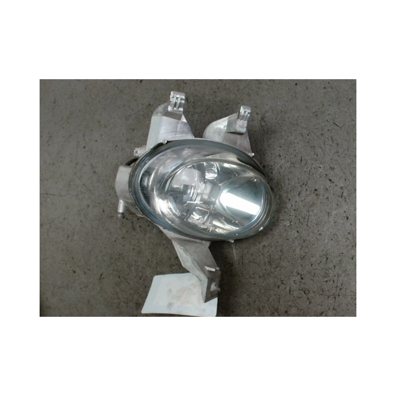 PHARE ANTIBROUILLARD AVANT DROIT PEUGEOT 206 3P