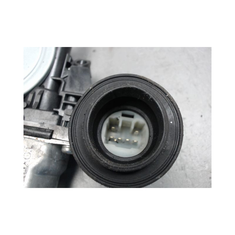 MECANISME+MOTEUR LEVE-GLACE AVANT DROIT TOYOTA AURIS