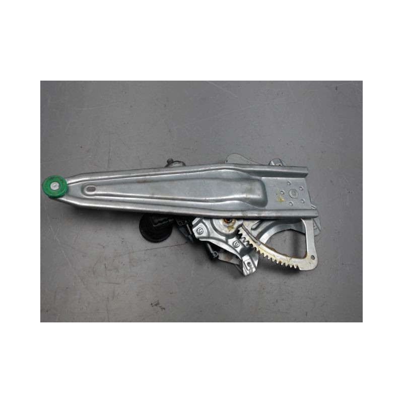 MECANISME+MOTEUR LEVE-GLACE ARRIERE DROIT TOYOTA AURIS