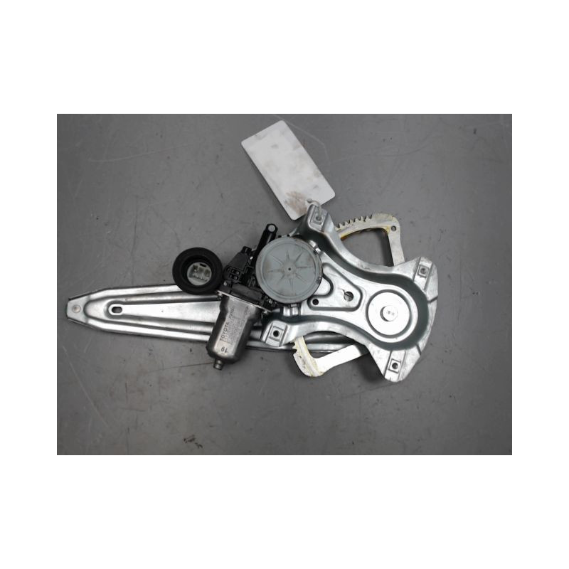 MECANISME+MOTEUR LEVE-GLACE ARRIERE DROIT TOYOTA AURIS