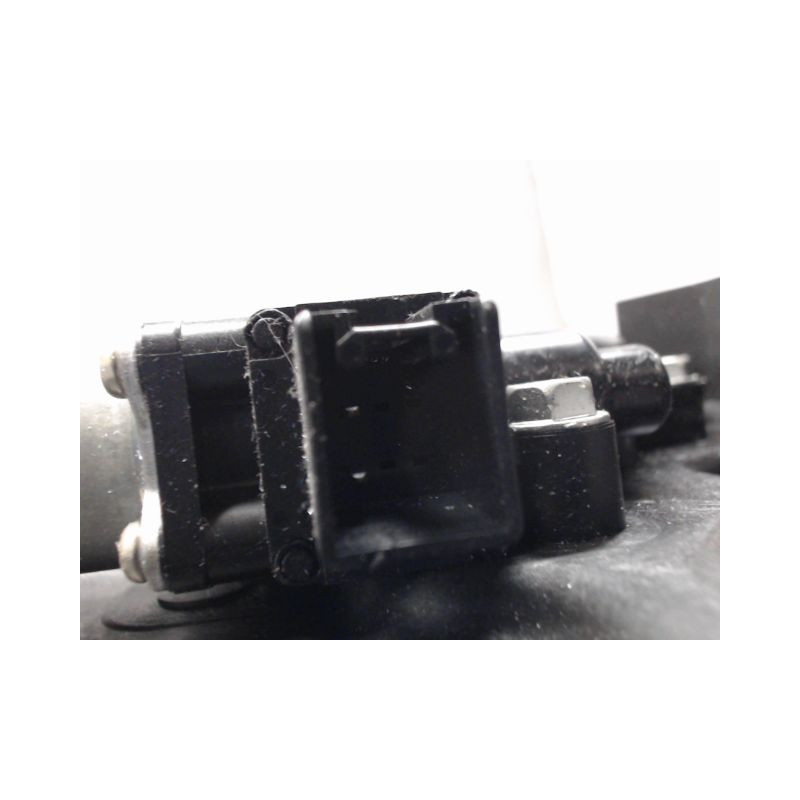 MECANISME+MOTEUR LEVE-GLACE AVANT DROIT MAZDA MAZDA 2