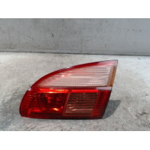 FEU ARRIERE INTERIEUR DROIT TOYOTA AVENSIS BREAK 2000-2003