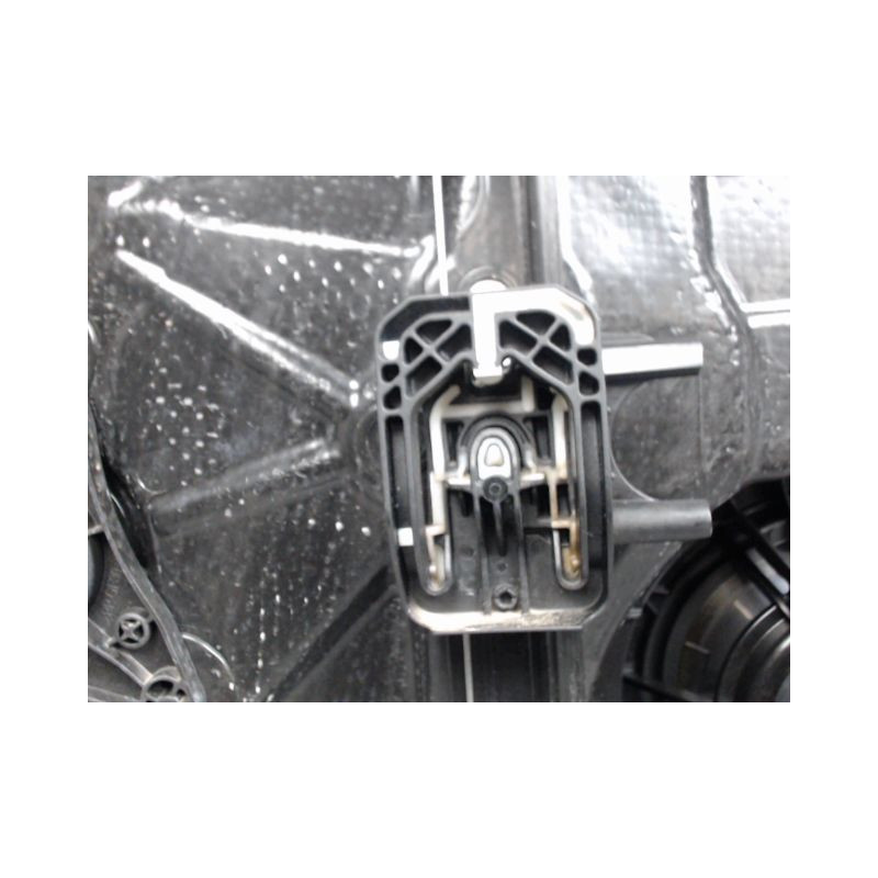MECANISME+MOTEUR LEVE-GLACE AVANT DROIT FORD FOCUS