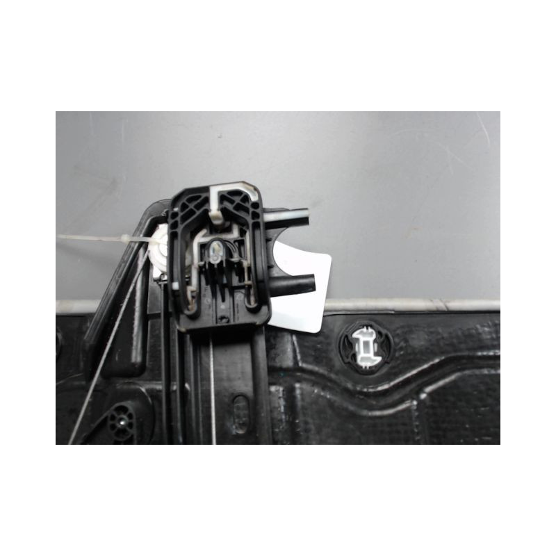 MECANISME+MOTEUR LEVE-GLACE ARRIERE DROIT FORD FOCUS