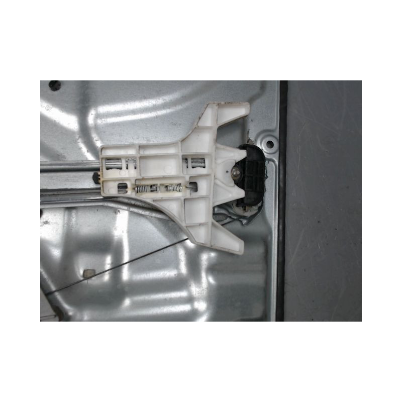 MECANISME+MOTEUR LEVE-GLACE ARRIERE DROIT KIA CEE-D
