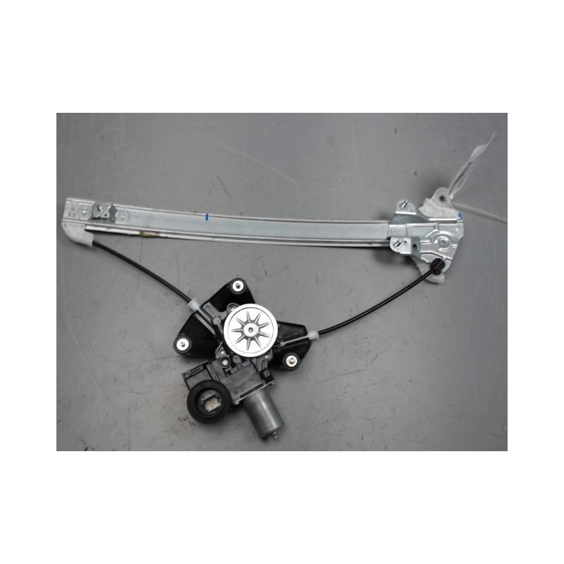 MECANISME+MOTEUR LEVE-GLACE AVANT GAUCHE TOYOTA YARIS CRO