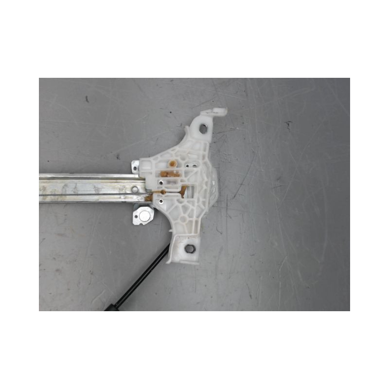 MECANISME+MOTEUR LEVE-GLACE ARRIERE DROIT TOYOTA YARIS CRO