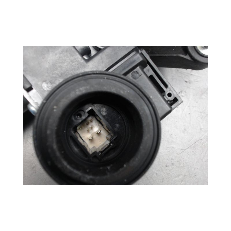MECANISME+MOTEUR LEVE-GLACE ARRIERE DROIT TOYOTA YARIS CRO