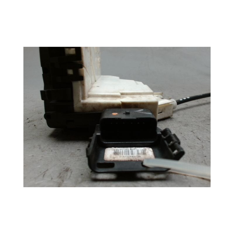 SYSTEME CONDAMNATION AVANT DROIT PEUGEOT 308 2007-