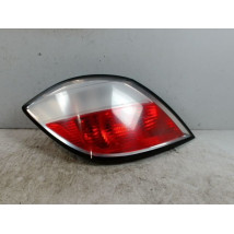 FEU ARRIERE GAUCHE  OPEL ASTRA 2004-