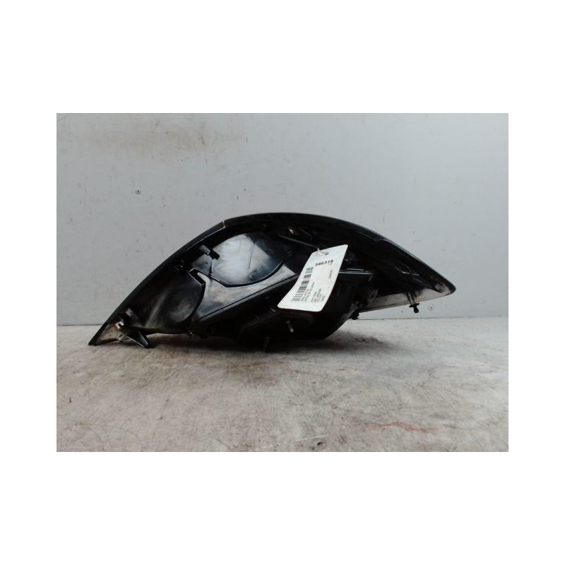FEU ARRIERE GAUCHE  OPEL ASTRA 2004-