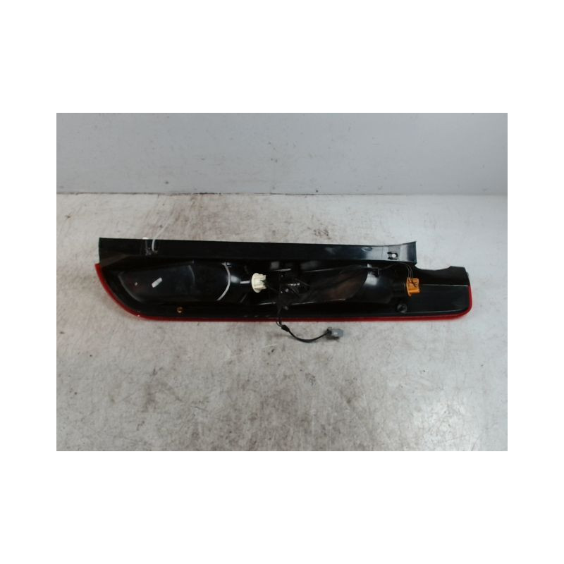 FEU ARRIERE GAUCHE  FORD FOCUS II
