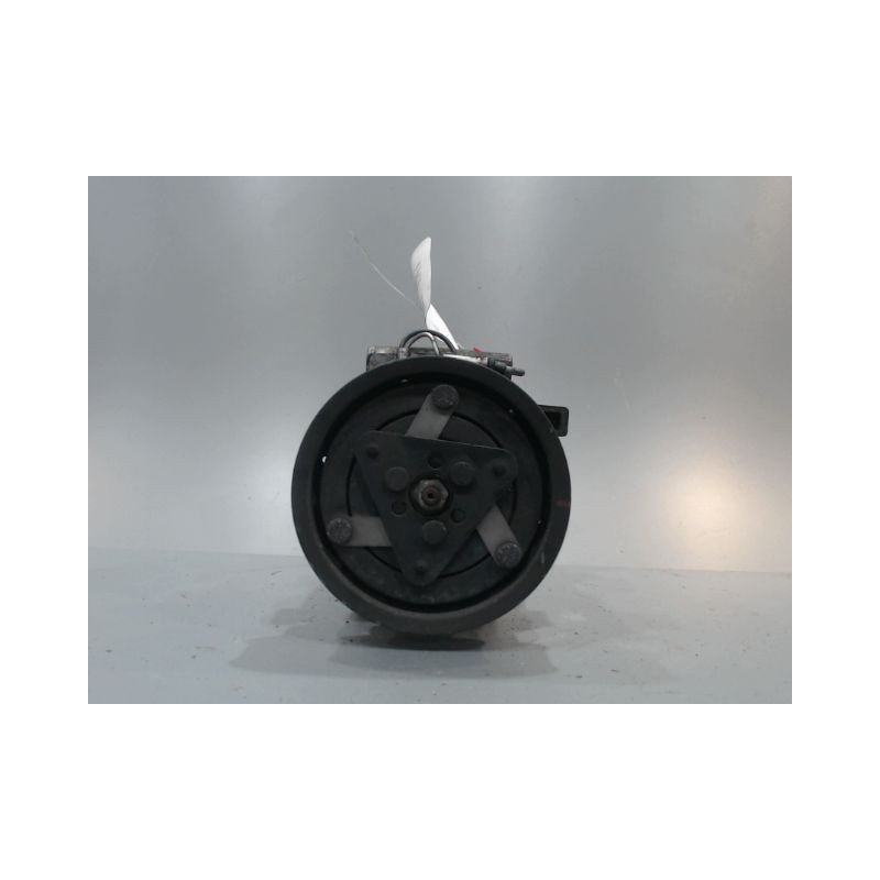 COMPRESSEUR AIR CONDITIONNE RENAULT CLIO
