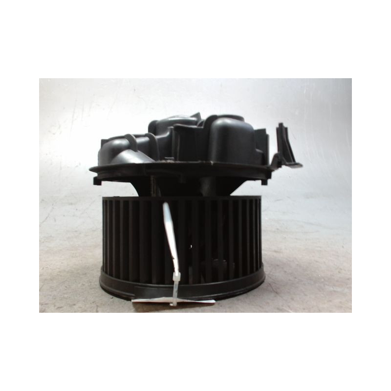 MOTEUR VENTILATEUR CHAUFFAGE NISSAN MICRA