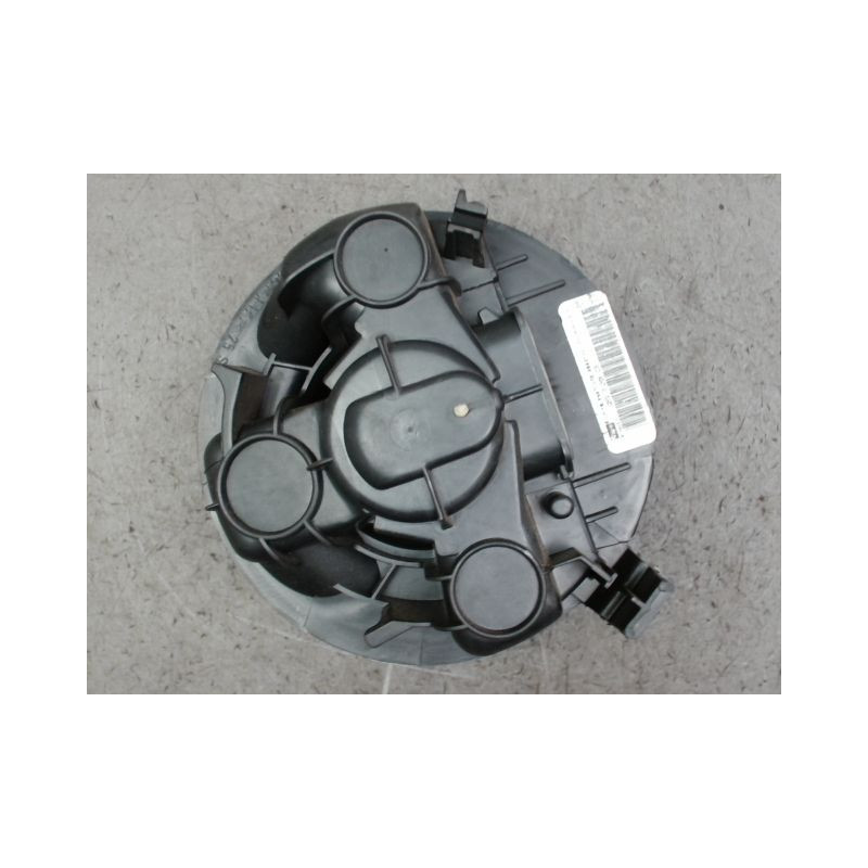 MOTEUR VENTILATEUR CHAUFFAGE NISSAN MICRA