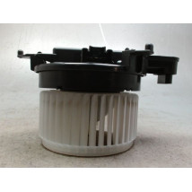 MOTEUR VENTILATEUR CHAUFFAGE TOYOTA YARIS CRO