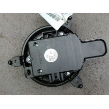 MOTEUR VENTILATEUR CHAUFFAGE TOYOTA YARIS CRO