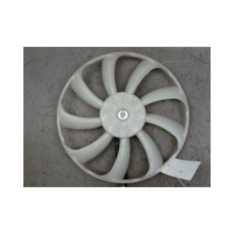 MOTEUR VENTILATEUR RADIATEUR TOYOTA YARIS CRO