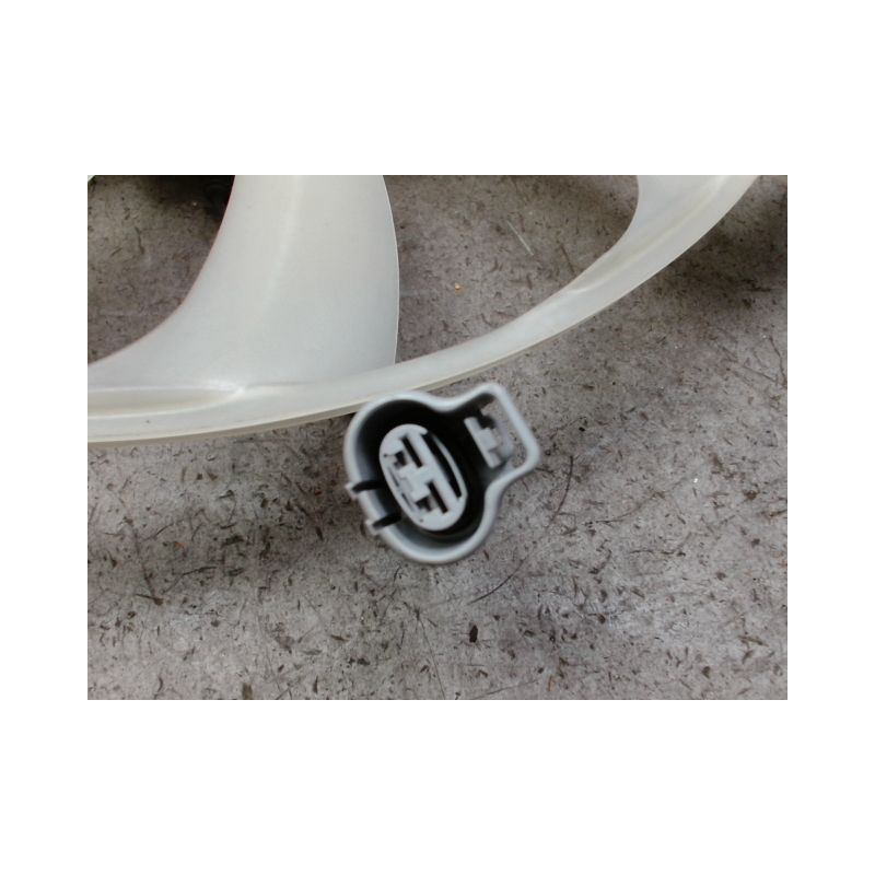 MOTEUR VENTILATEUR RADIATEUR TOYOTA YARIS CRO