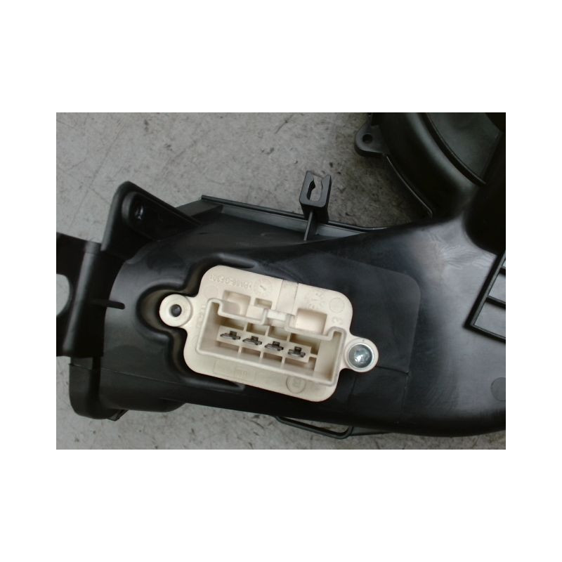 MOTEUR VENTILATEUR CHAUFFAGE OPEL MERIVA 2003-2005