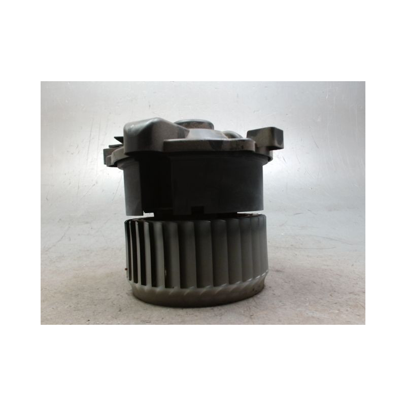 MOTEUR VENTILATEUR CHAUFFAGE SMART FORFOUR