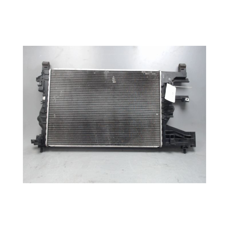 RADIATEUR OPEL ASTRA