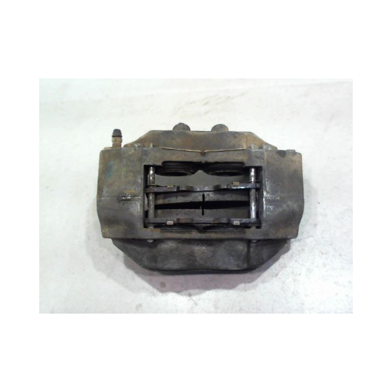 ETRIER DE FREIN AVANT DROIT TOYOTA LANDCRUISER BREAK III Phase 2 (J90) 1999-2003