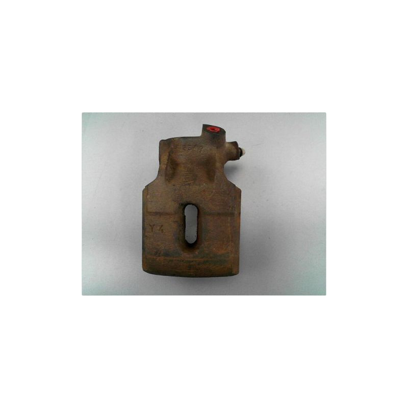 ETRIER DE FREIN AVANT DROIT RENAULT TRAFIC 900  81-88