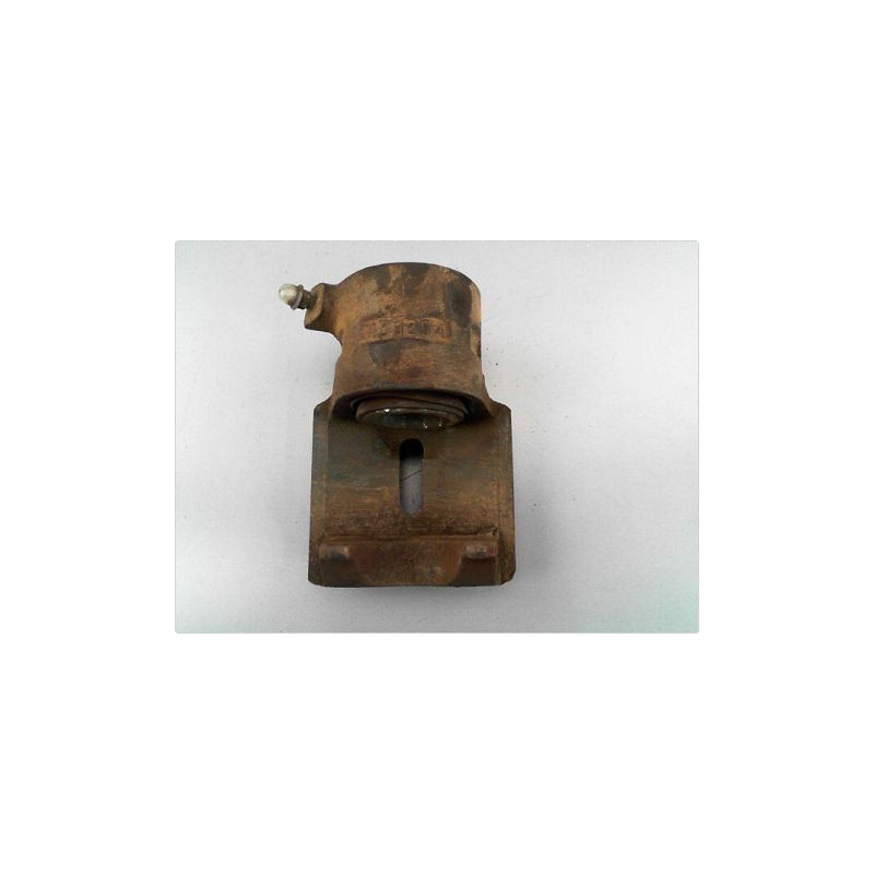 ETRIER DE FREIN AVANT DROIT RENAULT TRAFIC 900  81-88