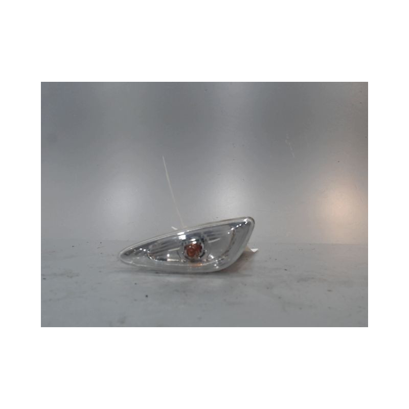 REPETITEUR AILE GAUCHE HYUNDAI I10
