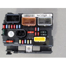 BOITE A FUSIBLES PEUGEOT 207 2009-