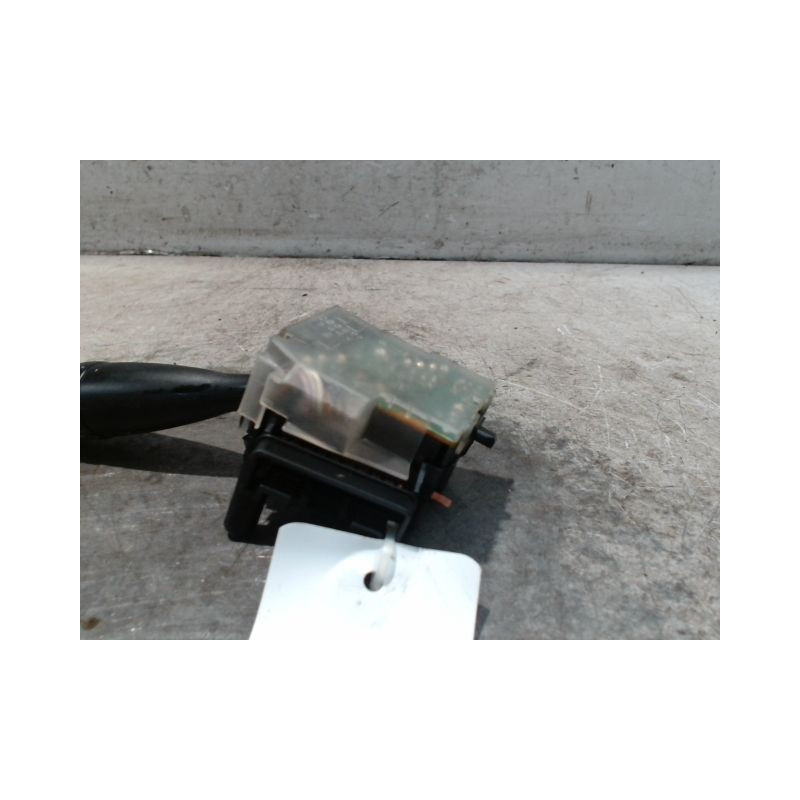COMMANDE ESSUIE GLACE TOYOTA RAV4 2003-
