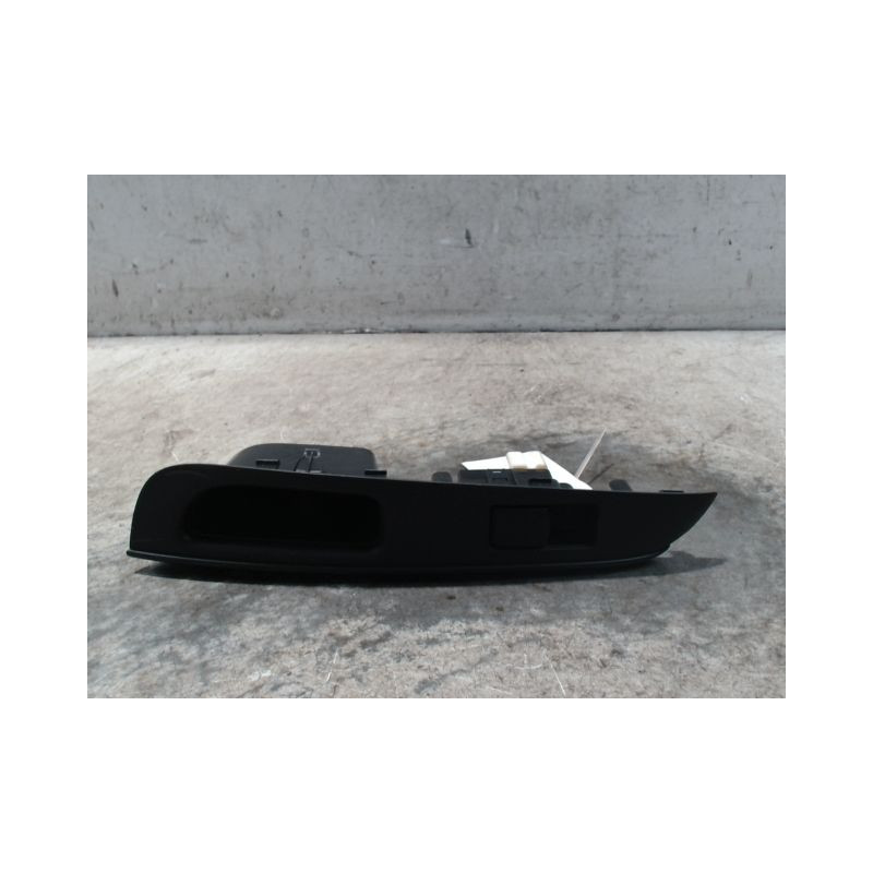 COMMANDE LEVE-GLACE PORTE ARG NISSAN NOTE
