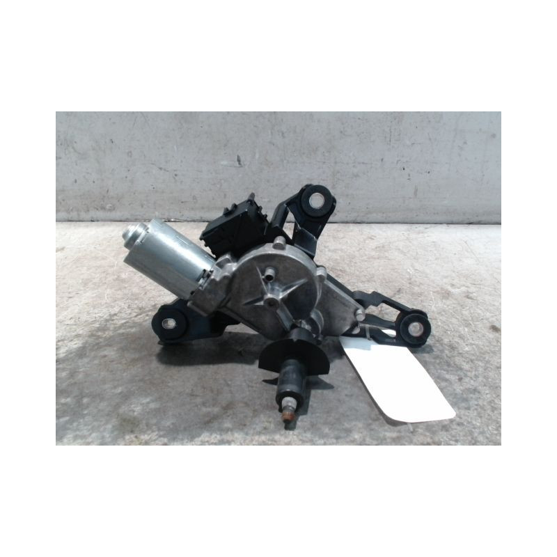MOTEUR ESSUIE-GLACE ARRIERE TOYOTA YARIS 2005-