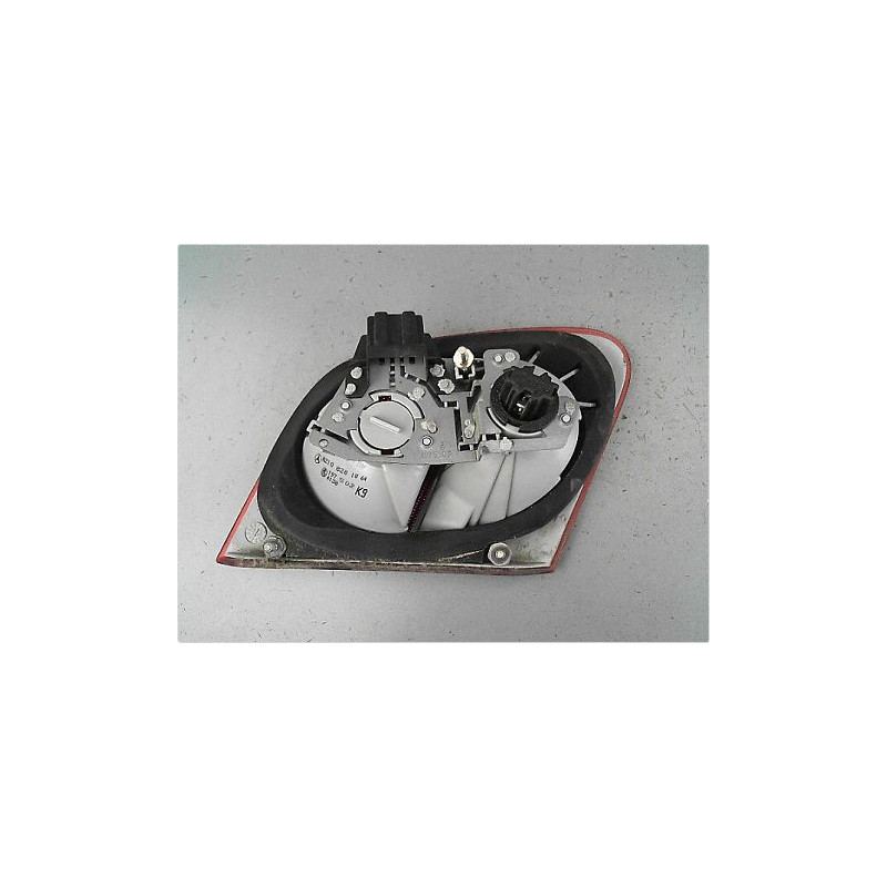 FEU ARRIERE INTERIEUR DROIT MERCEDES CLASSE E 95-99
