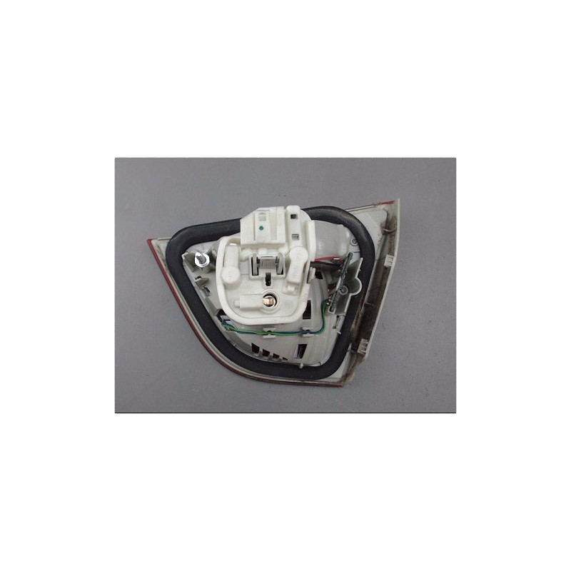 FEU ARRIERE INTERIEUR GAUCHE BMW SERIE 3 (E90) 08-11