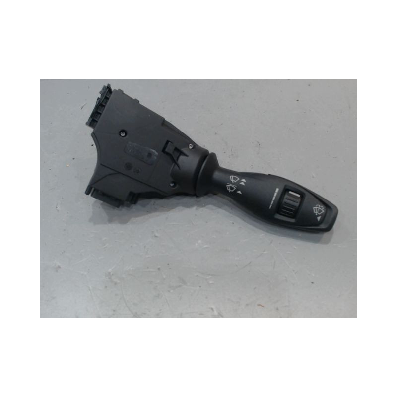 COMMANDE ESSUIE GLACE FORD FIESTA