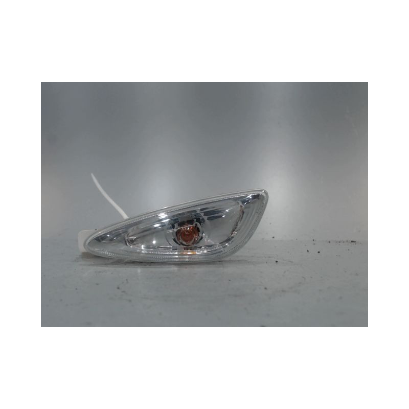 REPETITEUR AILE GAUCHE HYUNDAI I10